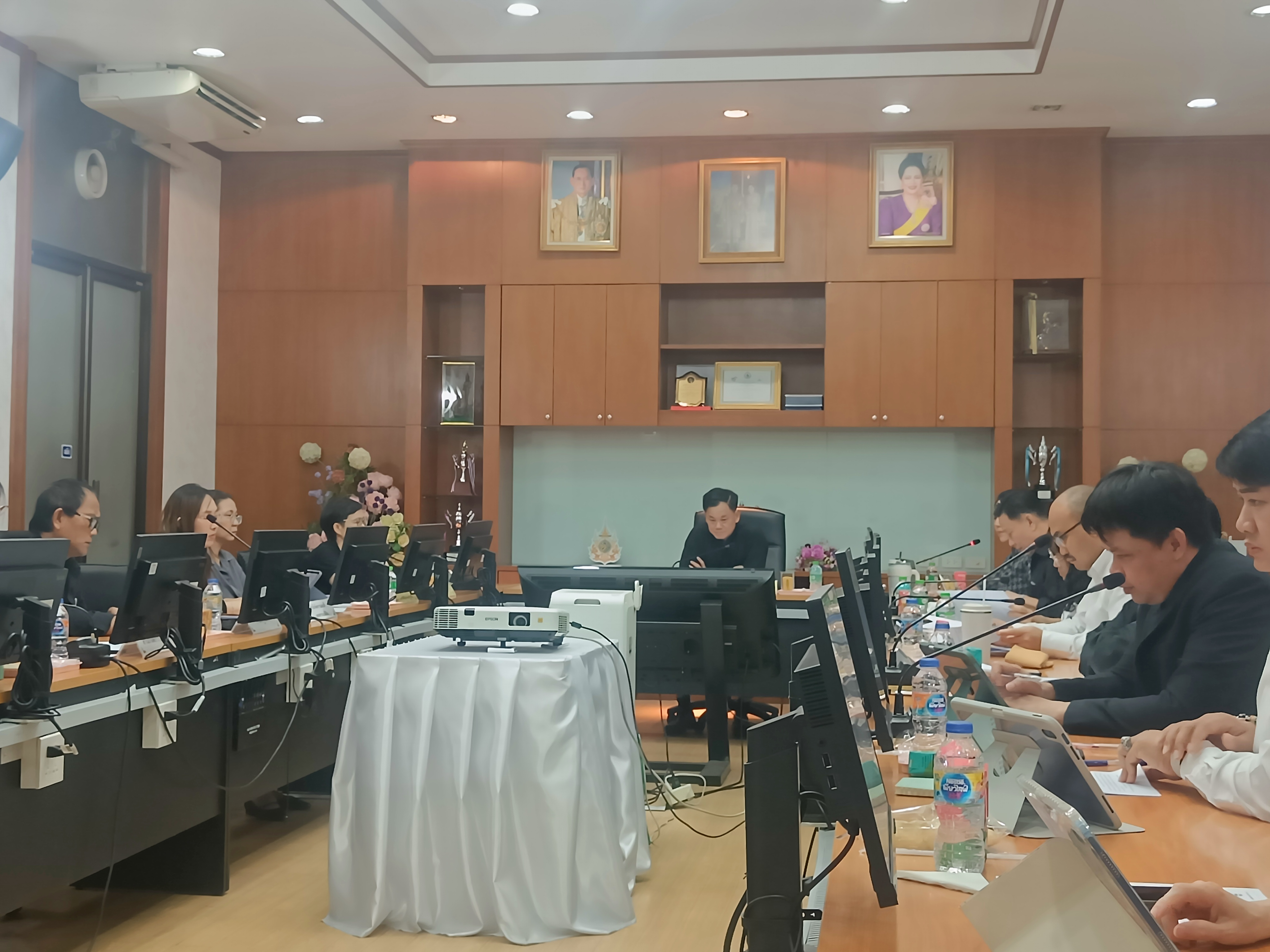 title - ประชุมคณะทำงานกำกับ ติดตาม ร่วมบูรณาการงานจัดที่ดินของสำนักงานการปฏิรูปที่ดินเพื่อเกษตรกรรม (ส.ป.ก.) พร้อมมีการประชุมผ่านระบบออนไลน์ ครั้งที่ 1/2569